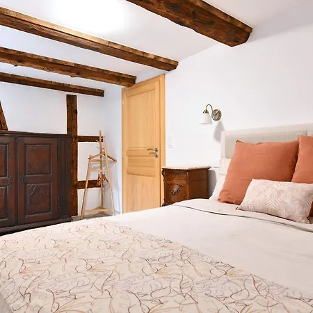 Entre Vignes Et Vergers Parenthese *